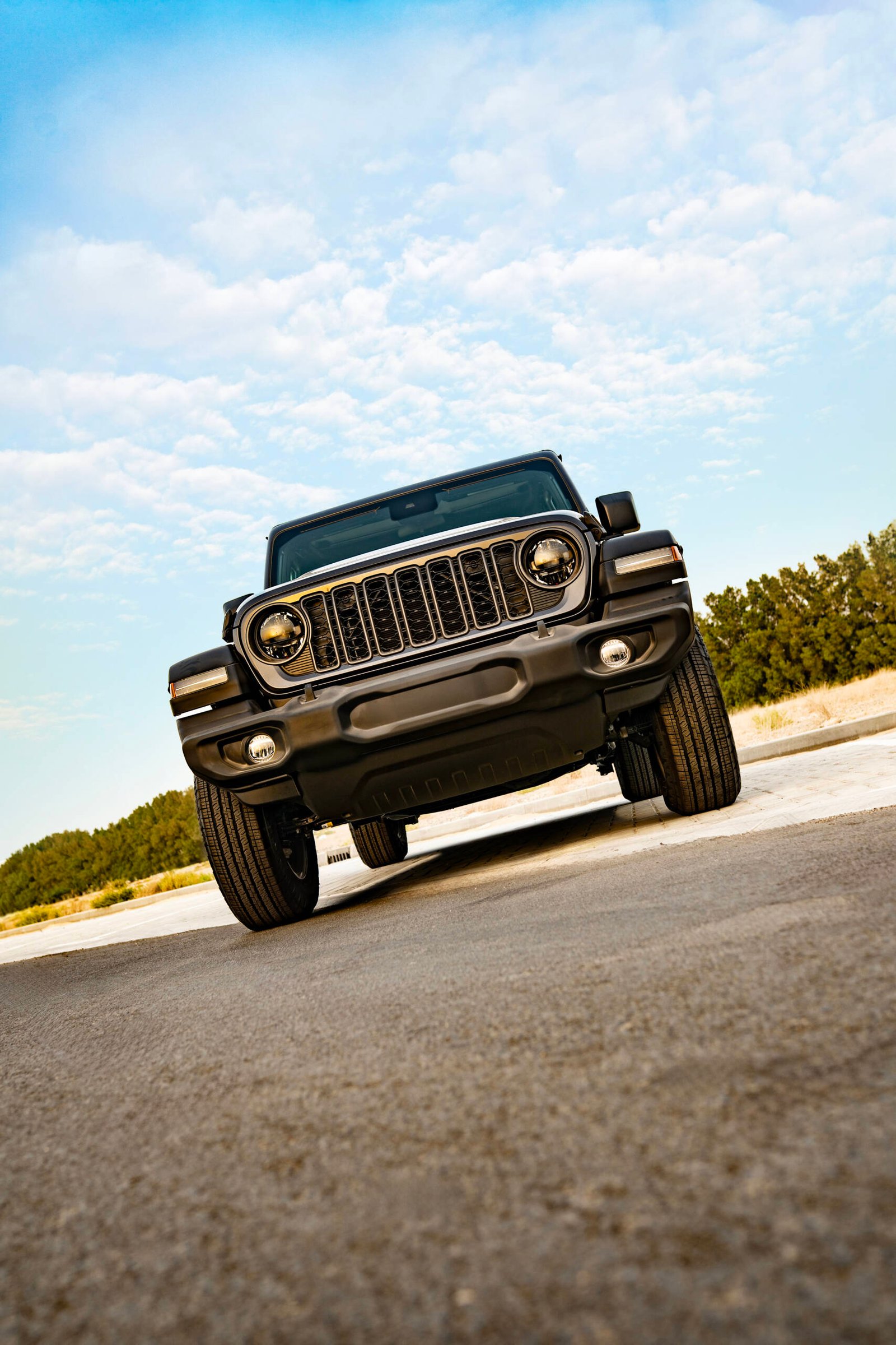 Jeep Wrangler Sport Plus 2025 - Image 2