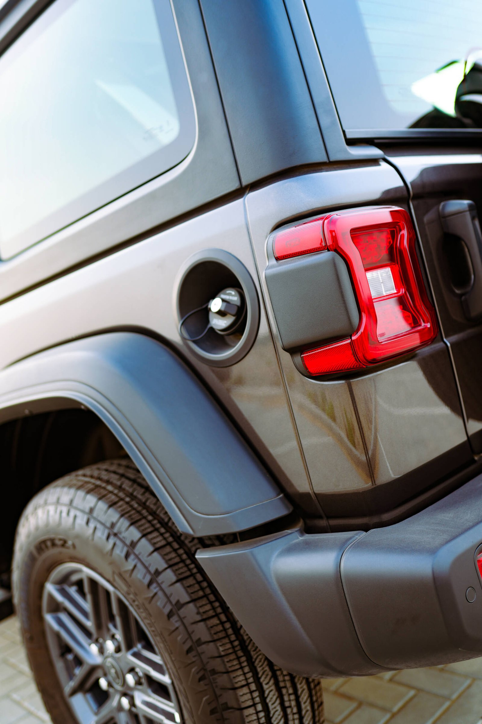 Jeep Wrangler Sport Plus 2025 - Image 6
