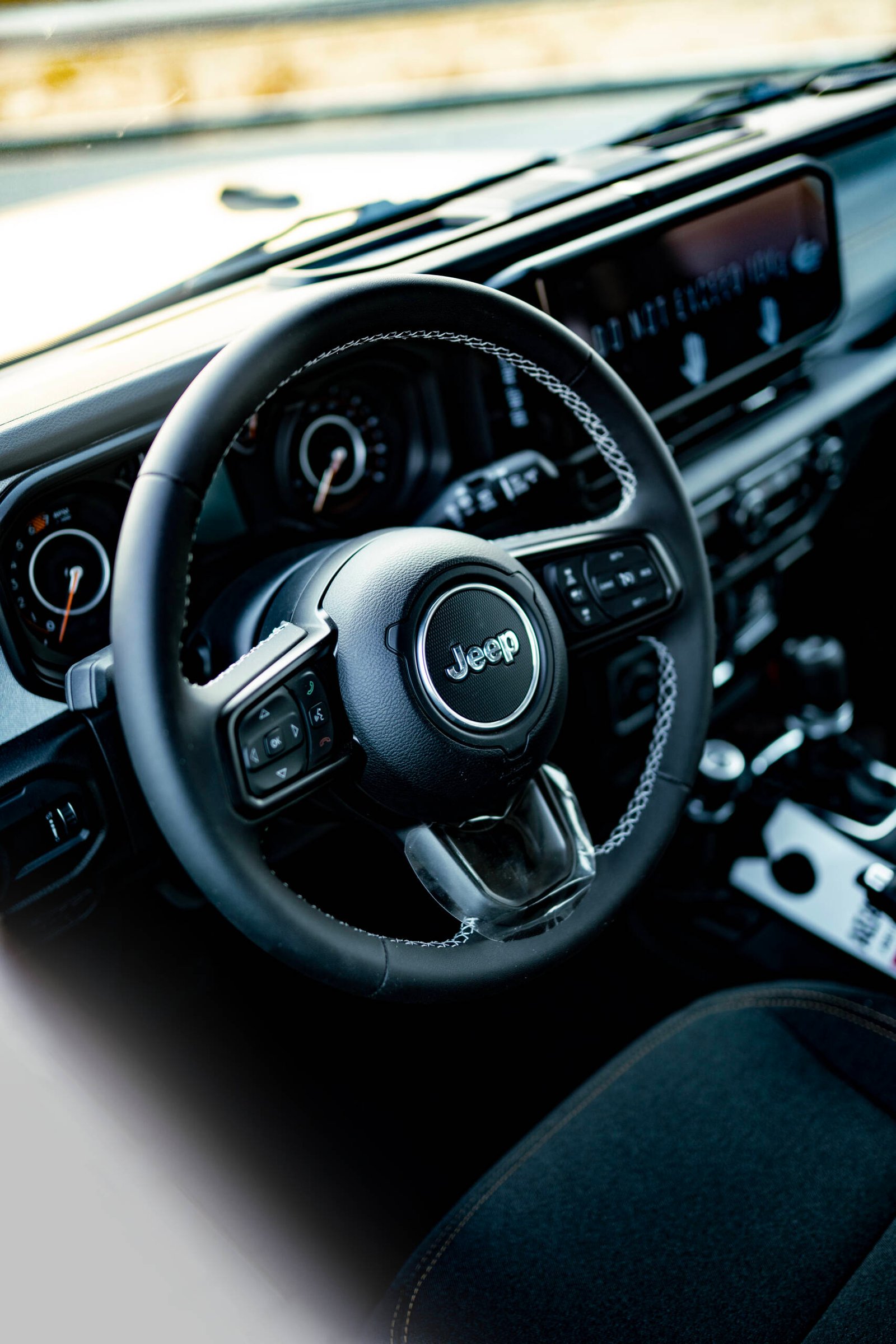 Jeep Wrangler Sport Plus 2025 - Image 25