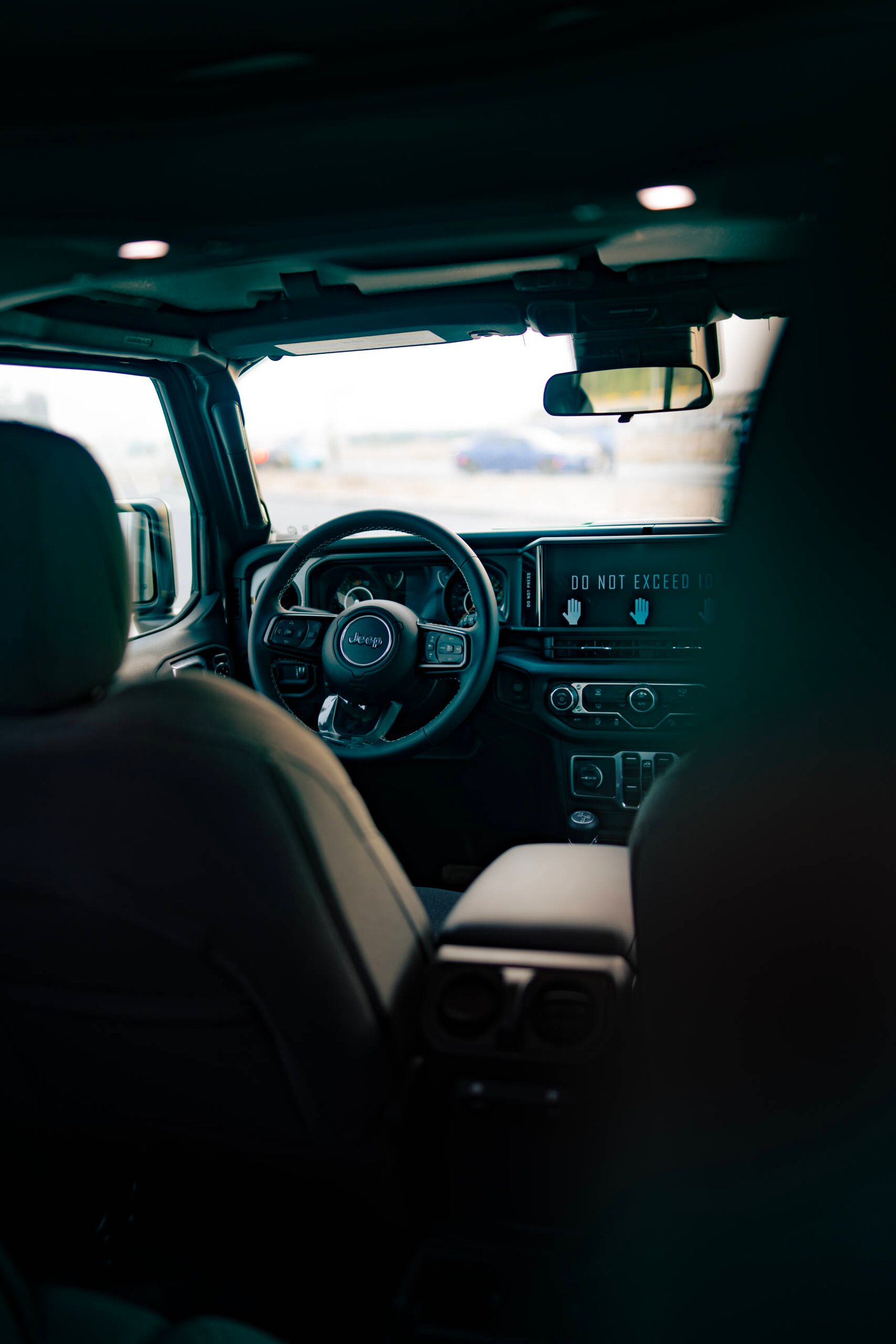 Jeep Wrangler Sport Plus 2025 - Image 23