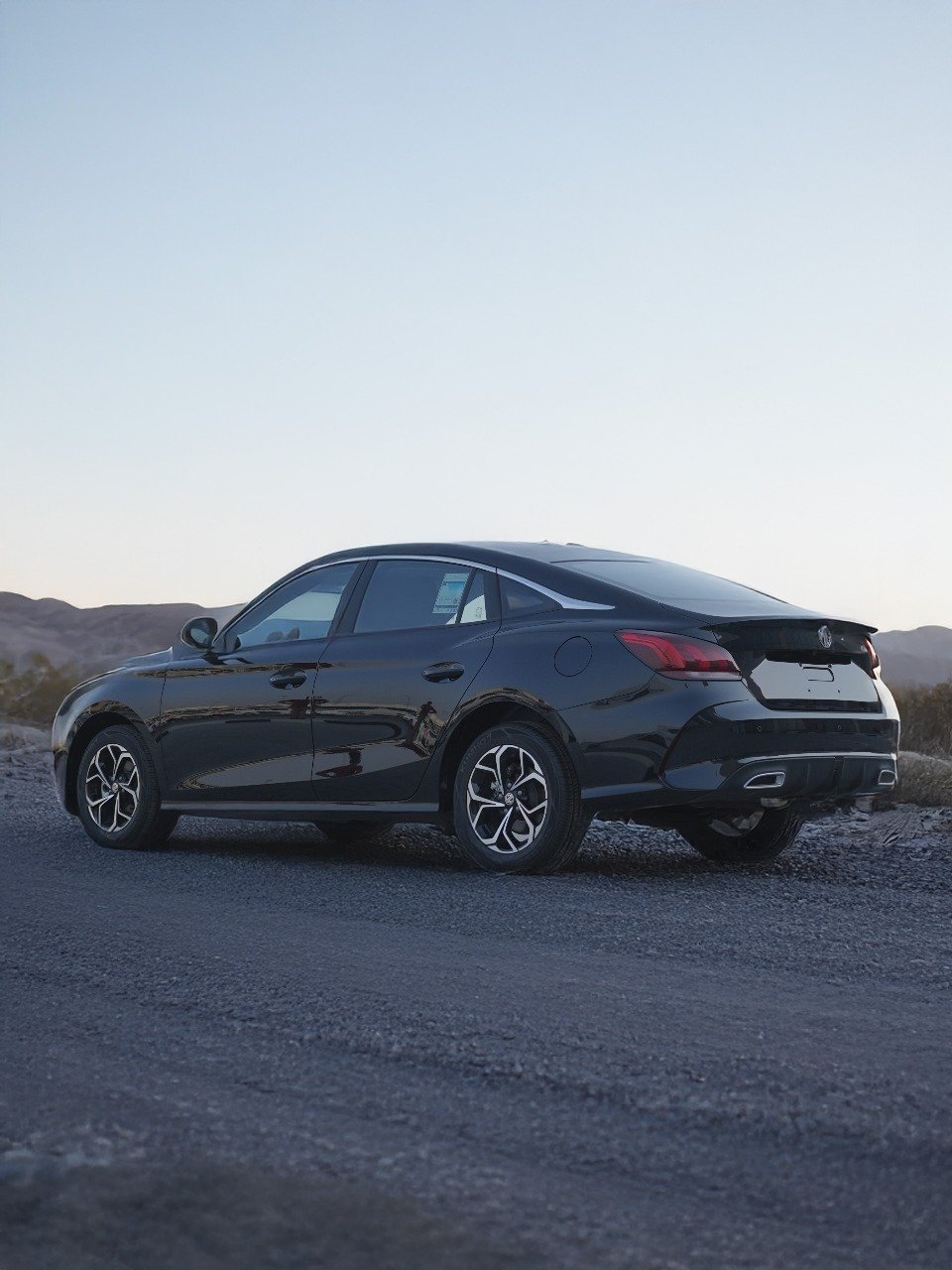 MG GT STD 2025 - Image 4
