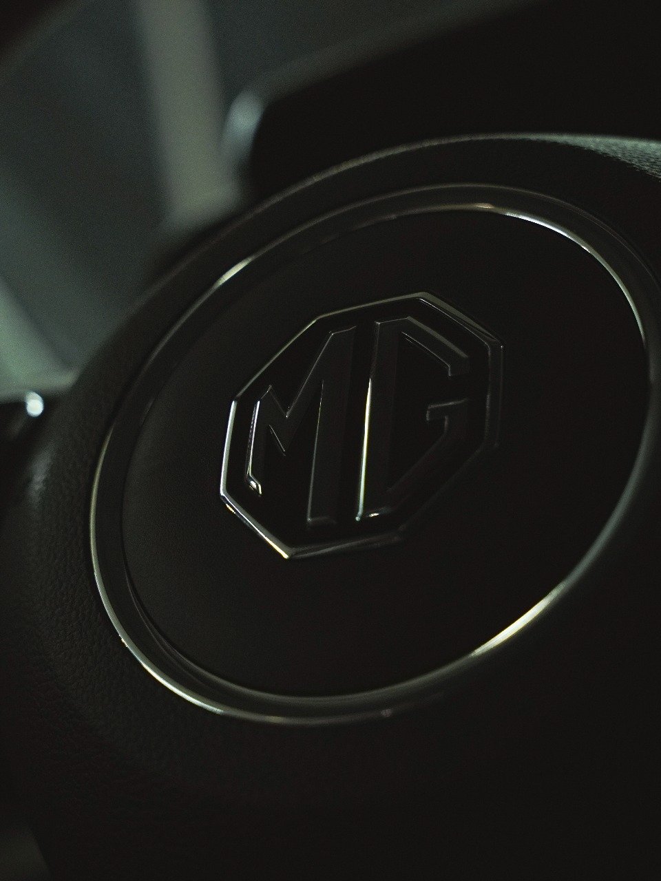 MG GT STD 2025 - Image 15