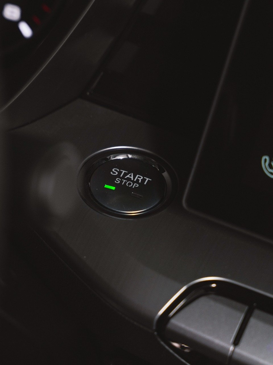 MG GT STD 2025 - Image 17
