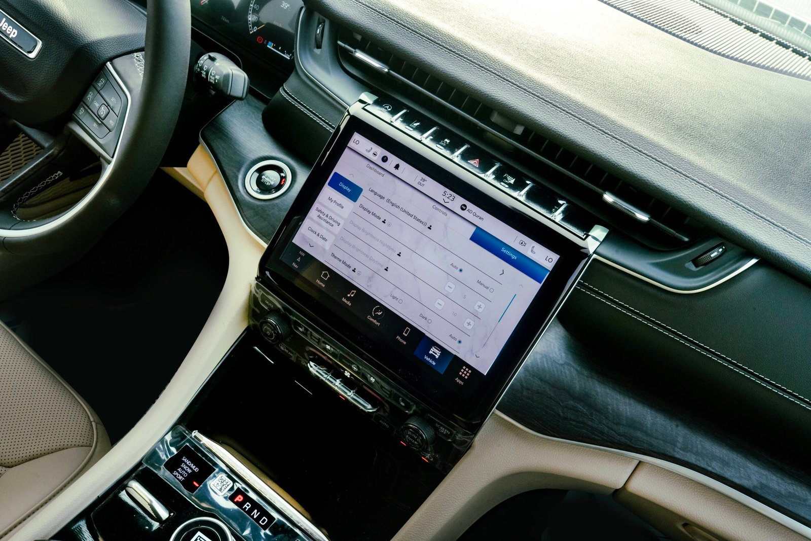 Grand Cherokee L -Limited Plus - Image 15