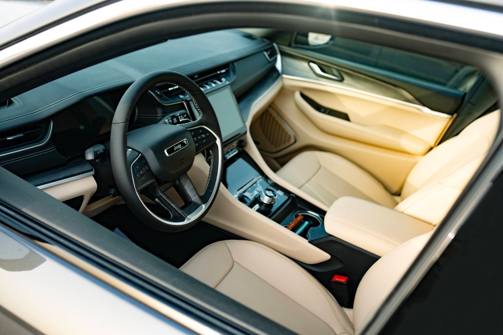 Grand Cherokee L -Limited Plus - Image 7