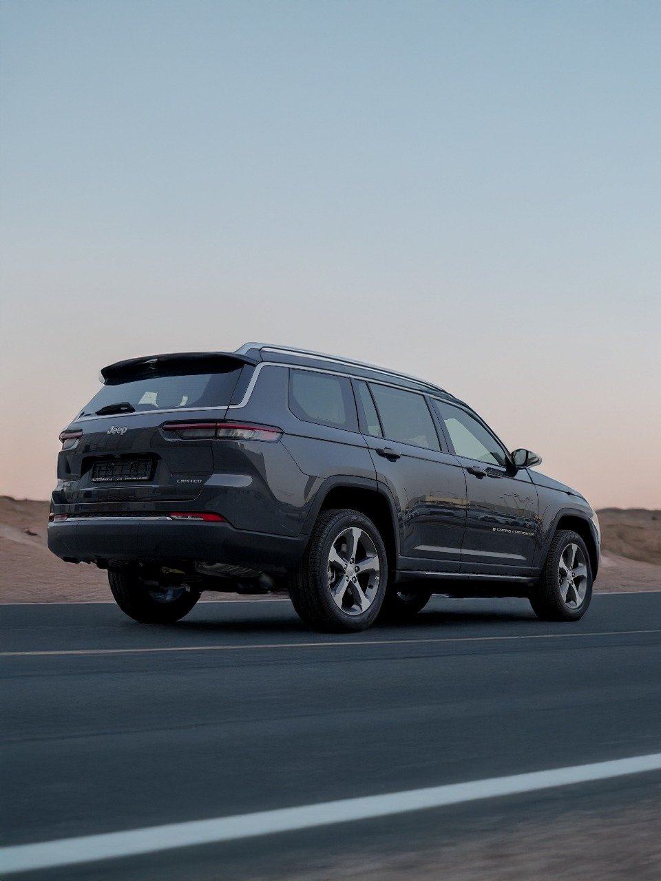 ⁦Grand Cherokee L -Limited Plus⁩ - الصورة ⁦4⁩