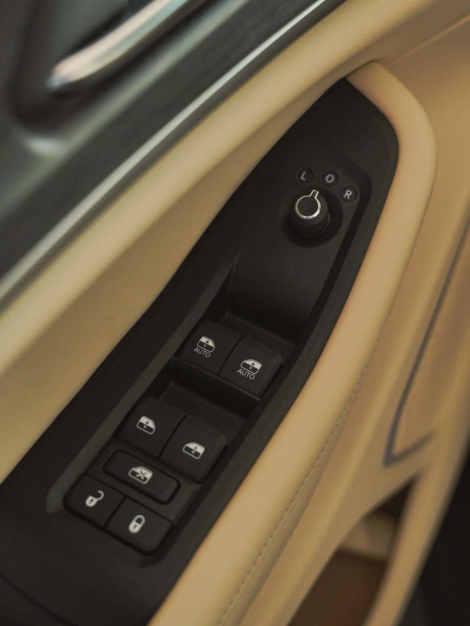 ⁦Grand Cherokee L -Limited Plus⁩ - الصورة ⁦15⁩