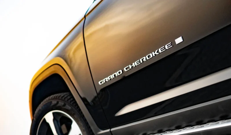 
								JEEP GRAND CHEROKEE LIMITED PLUS 2025 full									