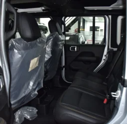 
										JEEP WRANGLER SAHARA 2024 full									