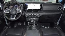 
										JEEP WRANGLER SAHARA 2024 full									