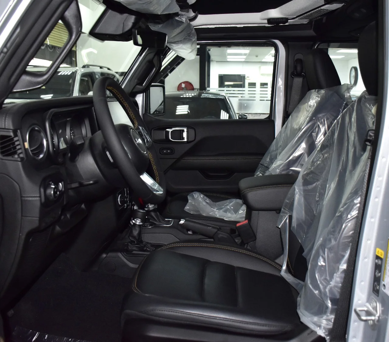 JEEP WRANGLER SAHARA 2024