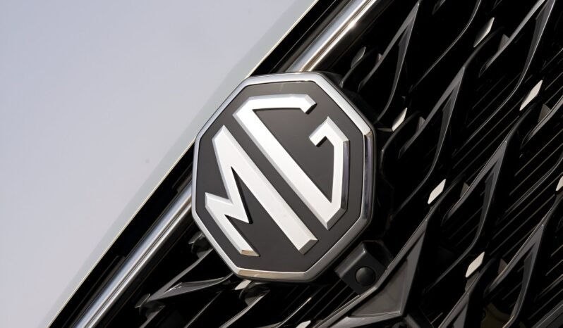 
								MG RX5 PLUS 1.5T 2WD TST full									