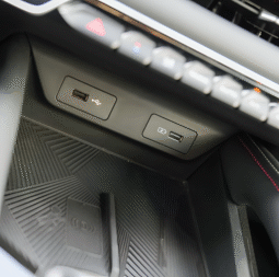 
										Geely Coolray GF full									