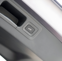 
										GAC GS8 Hybrid – 2025 full									