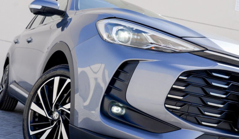 
								MG ZS Luxury 2026 full									