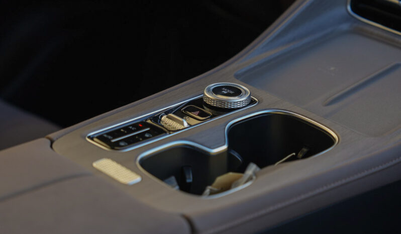 
								Chery Tiggo 8 full									