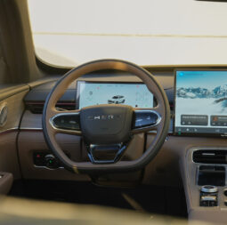 
										Chery Tiggo 8 full									