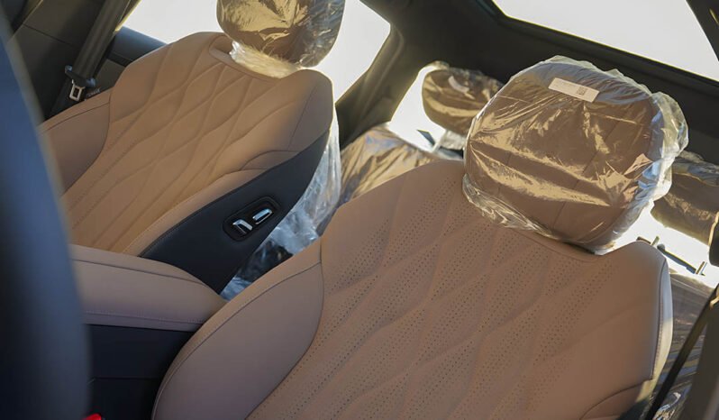 
								Chery Tiggo 8 Luxury full									