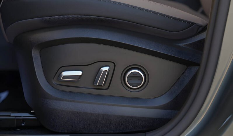 
								Chery Tiggo 8 Luxury full									