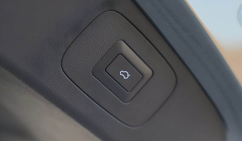 
								Chery Tiggo 8 Luxury full									