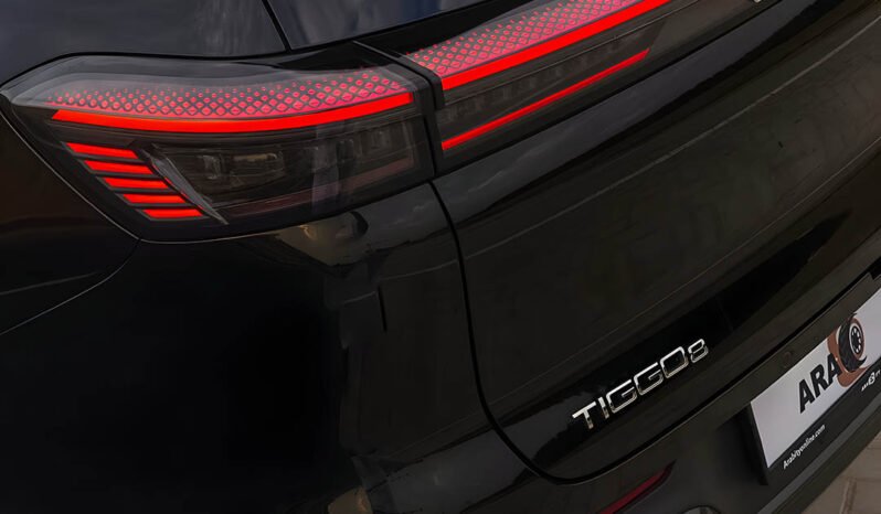 
								Chery Tiggo 8 Luxury full									