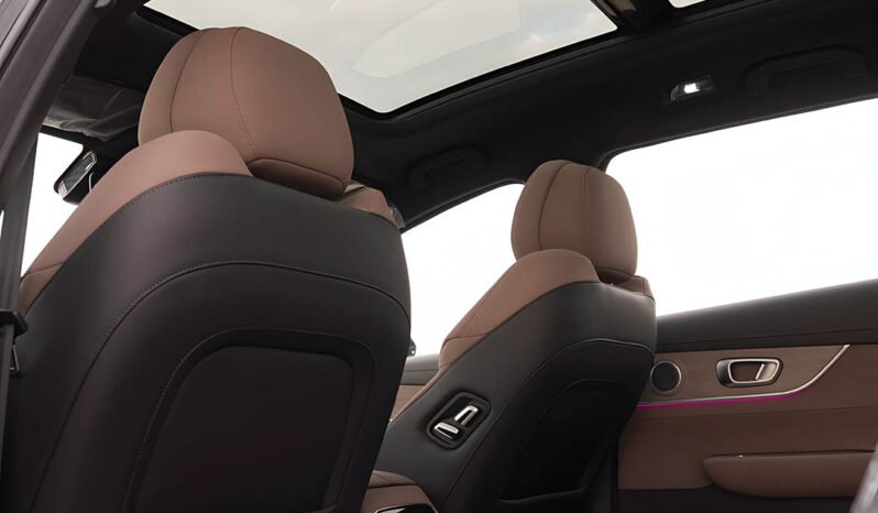 
								Chery Tiggo 8 Luxury full									