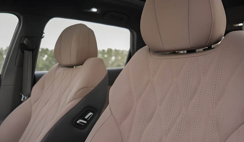 
								Chery Tiggo 8 Luxury full									