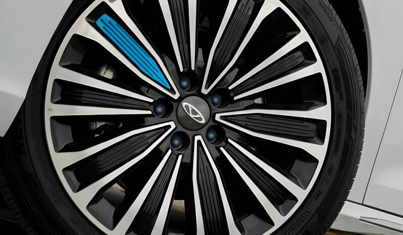 
								Chery Arrizo 8 PHEV full									